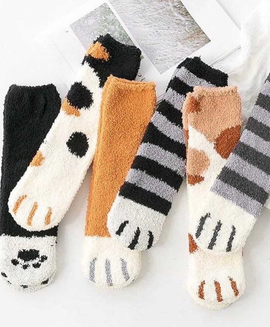 Cute Cat Paw Socks – Cozy Winter Gift for Her