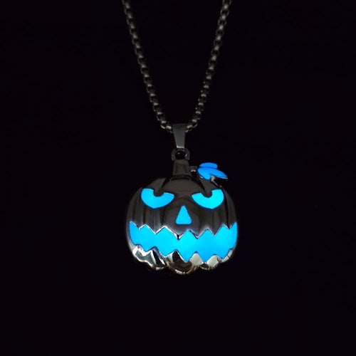 Luminous Halloween Pumpkin Pendant Necklace – Glowing Ghost Festival Jewelry