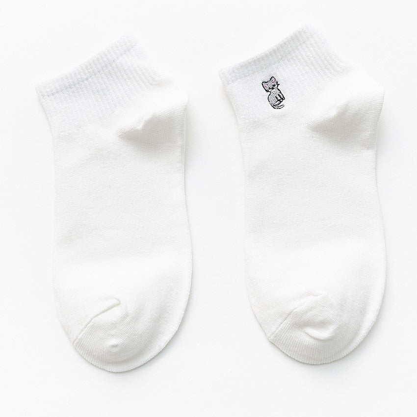 Pawsome Cozy Socks – Minimal Style Winter Gift