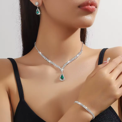 Royal Crystal Teardrop Pendant  Jewelry Set