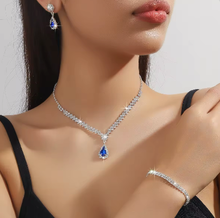 Royal Crystal Teardrop Pendant  Jewelry Set