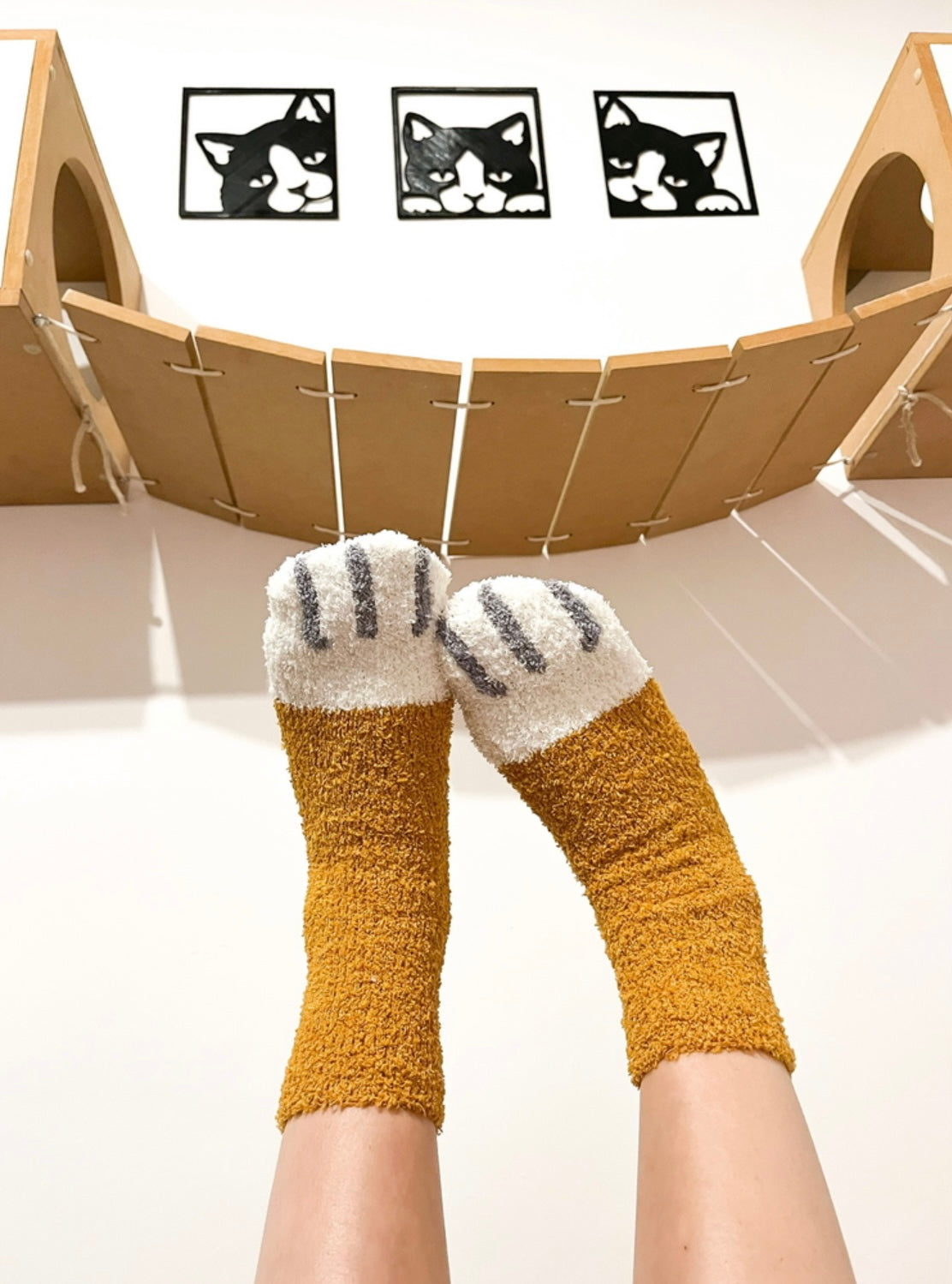 Cute Cat Paw Socks – Cozy Winter Gift for Her